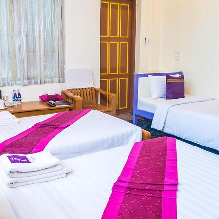 Cinderella Hotel Mawlamyine Exteriör bild