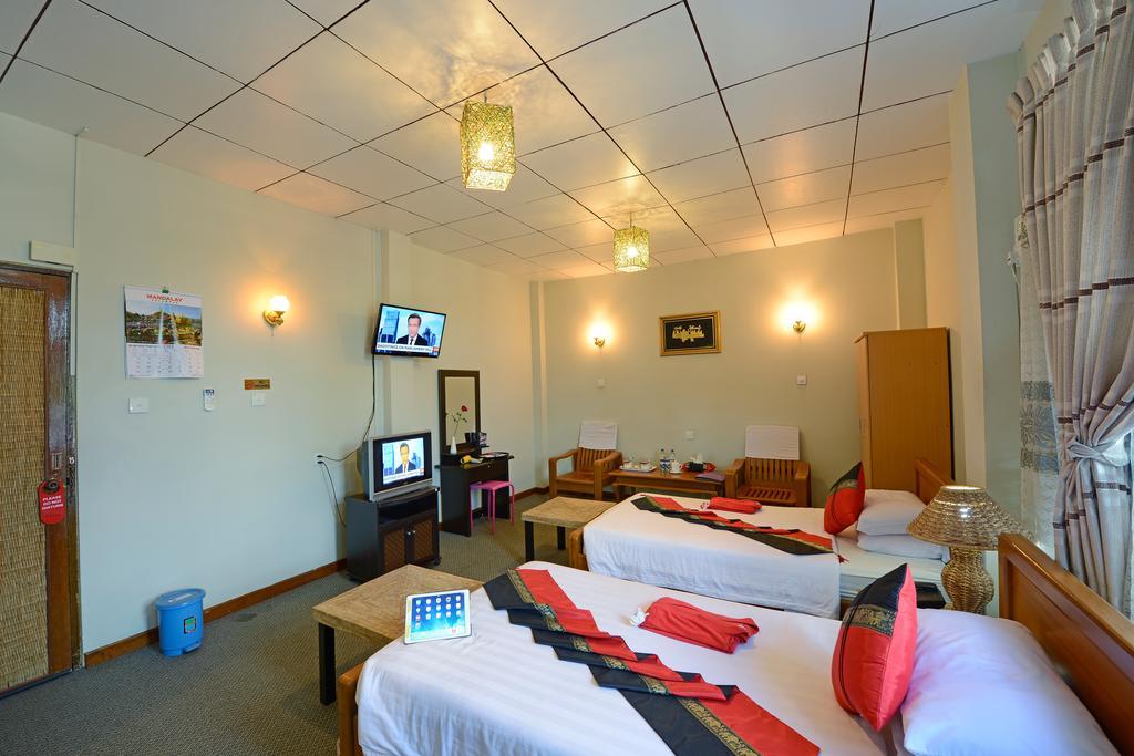 Cinderella Hotel Mawlamyine Rum bild