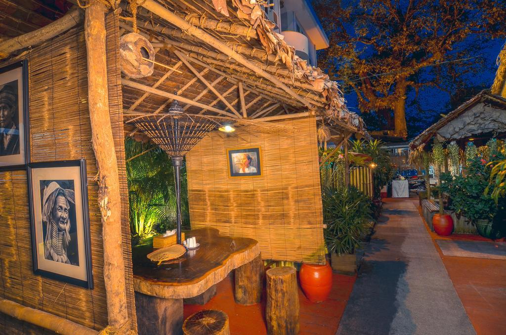 Cinderella Hotel Mawlamyine Exteriör bild