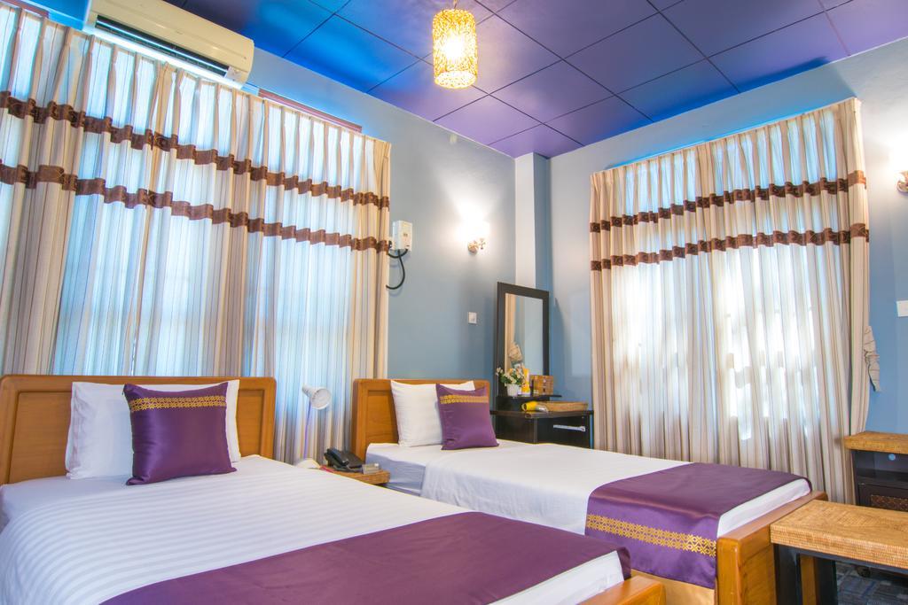 Cinderella Hotel Mawlamyine Exteriör bild